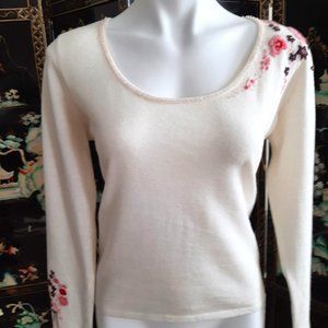NWOT New York & CO Embroidered Sweater